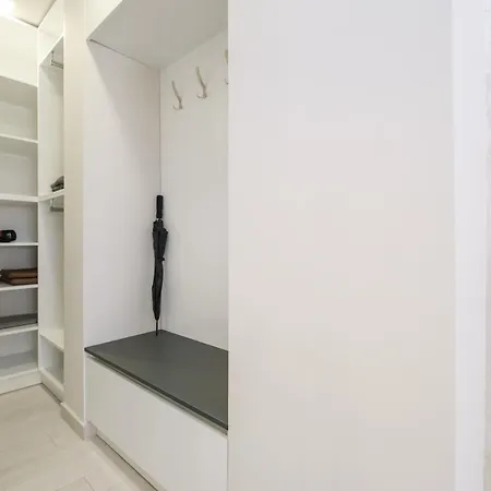 Heart Of Free Parking Apartment *